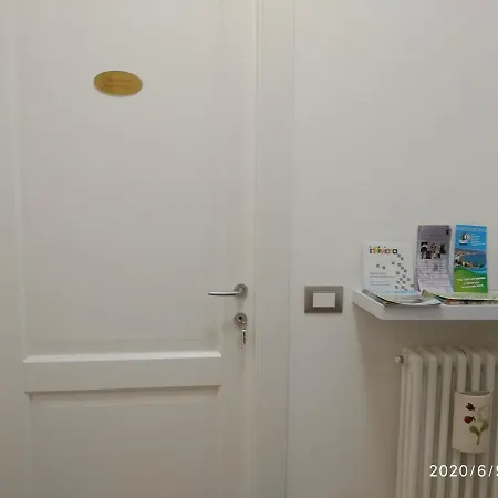 Sweet Dreams 住宿加早餐酒店 迪亚诺马里纳