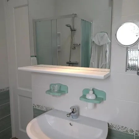 Sweet Dreams 4*