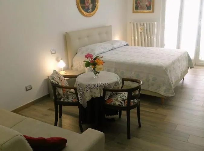 ベッド・アンド・ブレックファスト Sweet Dreams 4*